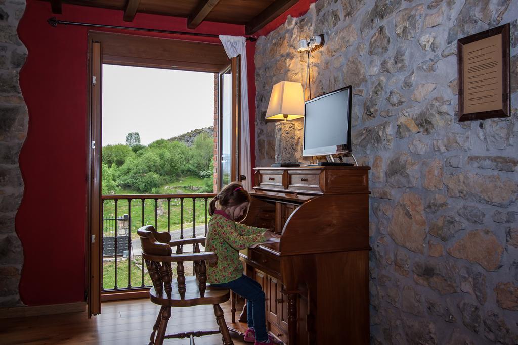 El Conventu Del Asturcon Guest House Lago  ภายนอก รูปภาพ