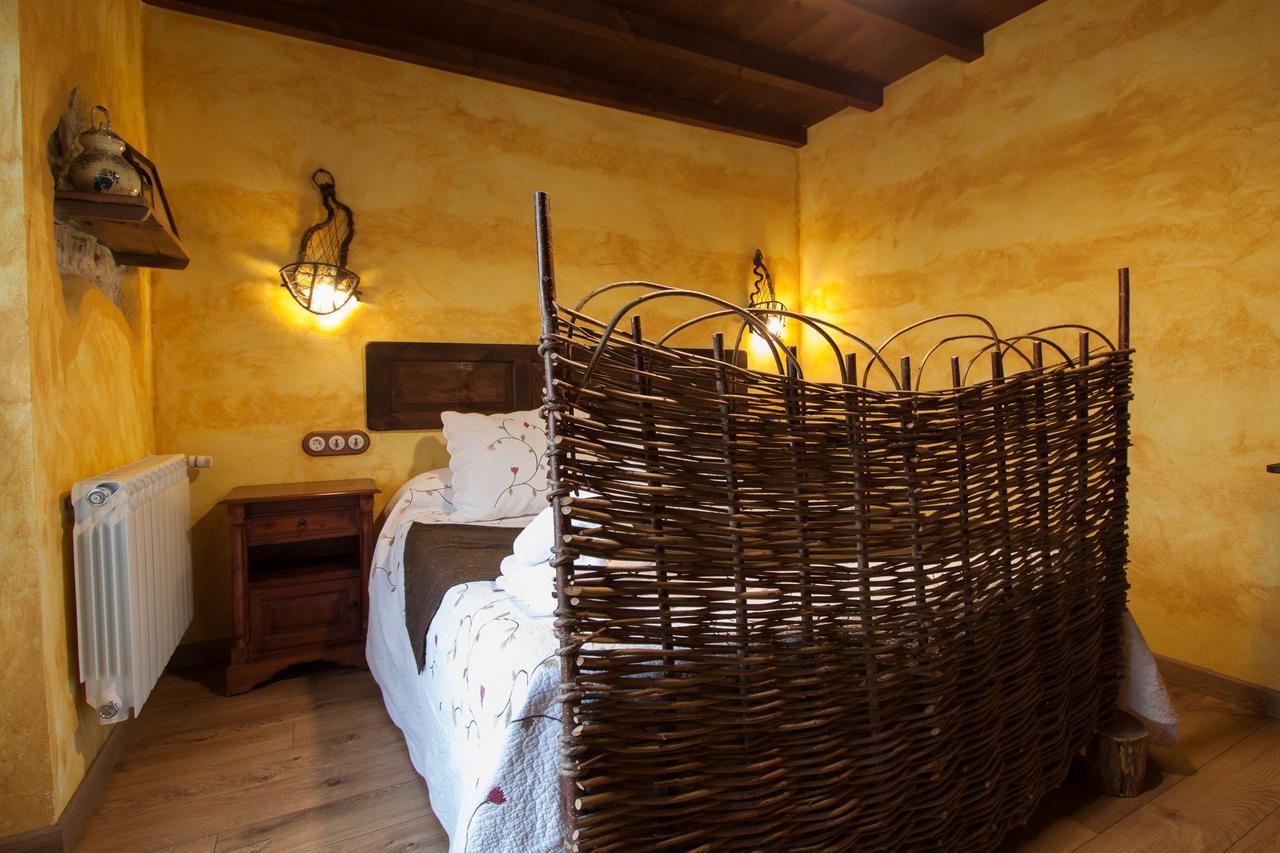 El Conventu Del Asturcon Guest House Lago  ภายนอก รูปภาพ